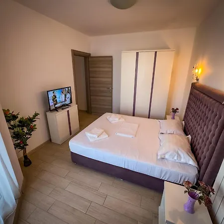 Apartment Papaya On The Seafront Navodari