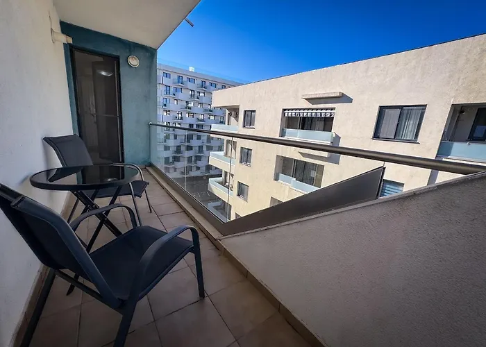 Papaya On The Seafront Năvodari